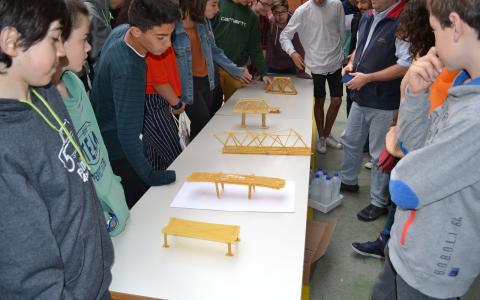 Membres del Club de Ciències i Tecnologia durant els Premis Leonardo